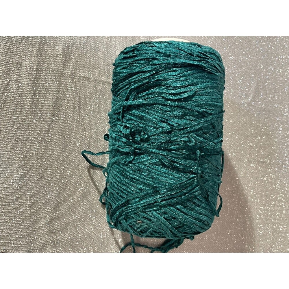 Vintage Forest Green Yarn Nylon Rayon Knitting Weaving Crochet Loom Crafting